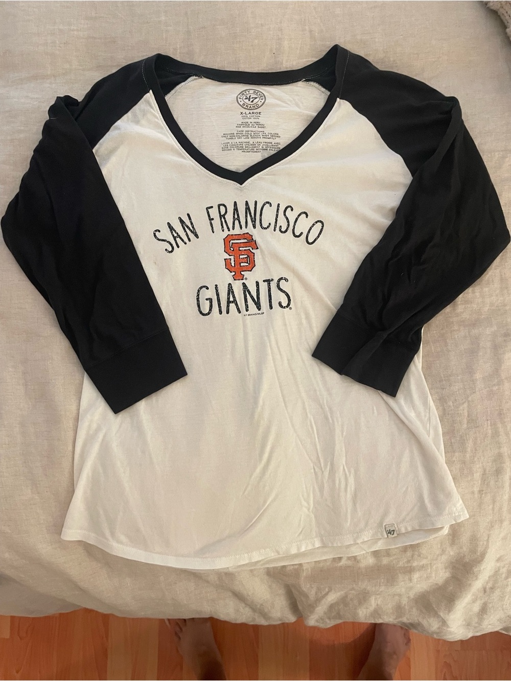 47 San Francisco Giants Long Sleeve Raglan Tee - White/Black/Orange